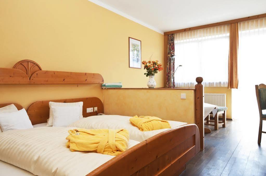 Appartements-Restaurant Schwaiger เทาพลิทซ์ ภายนอก รูปภาพ